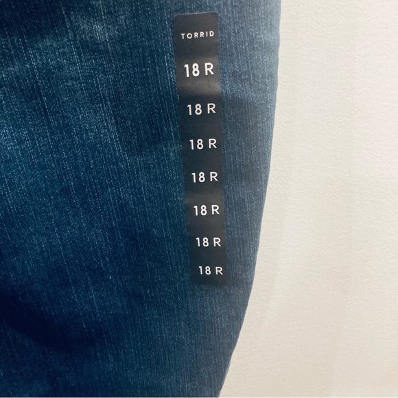TORRID Sz 18R High  Rise Slim Boot Cut Mid-Wash Comfort Blue Jeans - Picture 10 of 16